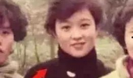 娱乐圈吃瓜少女是谁呀,她是如何成为热门话题的？